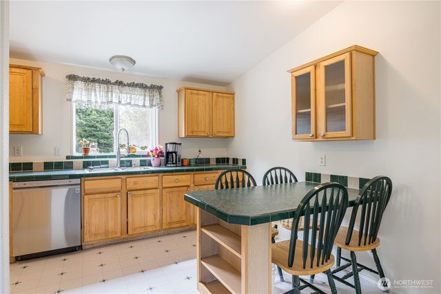 122 Derrick Road, Port Angeles, WA 98362