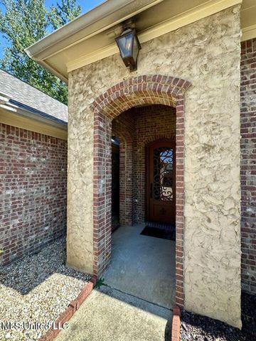 139 Glen Auburn Drive, Clinton, MS 39056