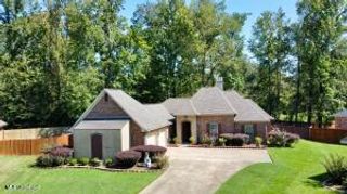 139 Glen Auburn Drive, Clinton, MS 39056