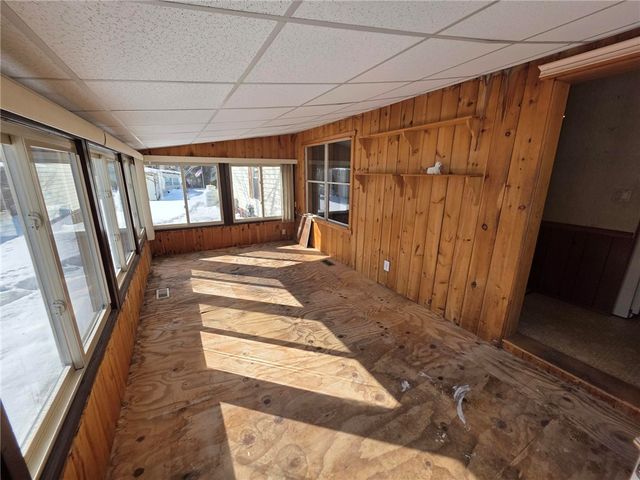 28 Lane E Lane, Coventry, RI 02816