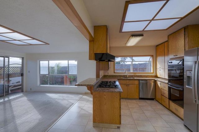 329 Holly Avenue, South San Francisco, CA 94080