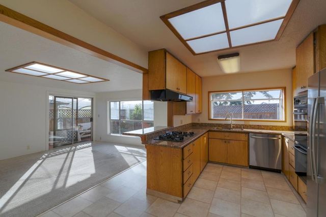 329 Holly Avenue, South San Francisco, CA 94080