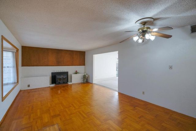 329 Holly Avenue, South San Francisco, CA 94080