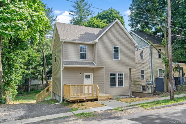 7 Lafayette Street, Walden, NY 12586