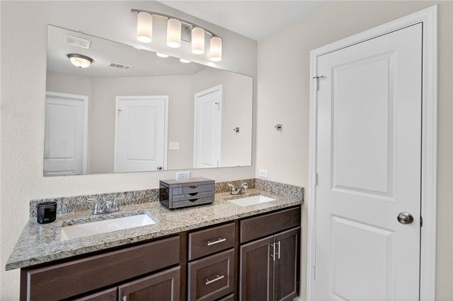 301 Story Cove, Caldwell, TX 77836