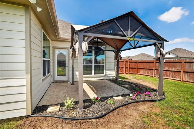 301 Story Cove, Caldwell, TX 77836