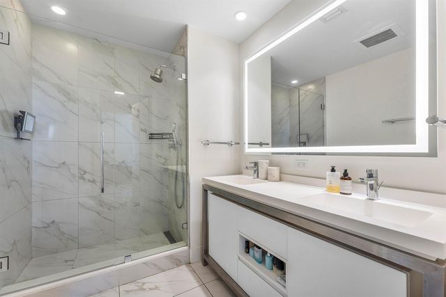 2000 Metropica Way 1509, Sunrise, FL 33323