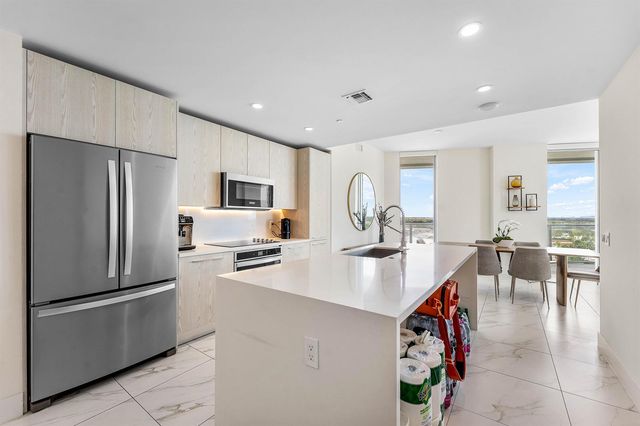 2000 Metropica Way 1509, Sunrise, FL 33323