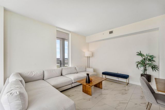 2000 Metropica Way 1509, Sunrise, FL 33323