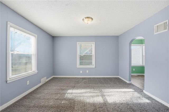 1230 W 31st Street, Independence, MO 64055