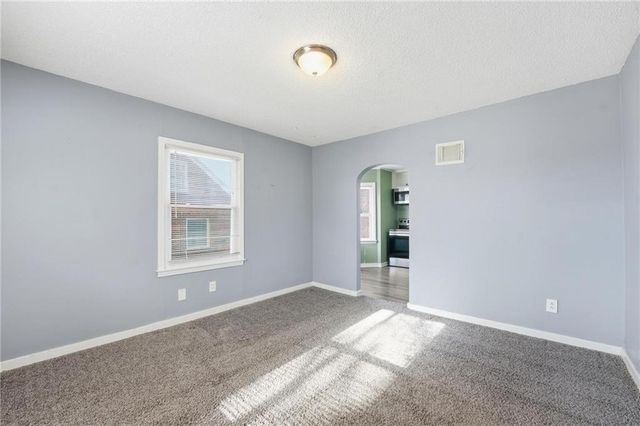 1230 W 31st Street, Independence, MO 64055