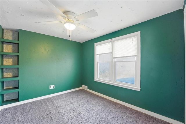 1230 W 31st Street, Independence, MO 64055