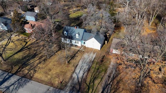 1230 W 31st Street, Independence, MO 64055