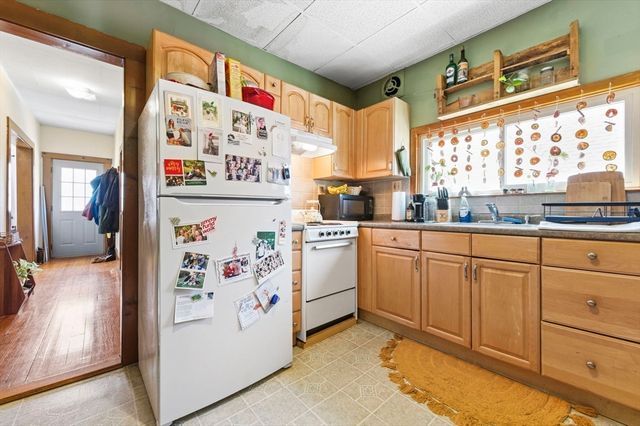 241 Highland Ave, Somerville, MA 02143