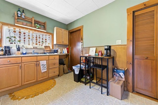 241 Highland Ave, Somerville, MA 02143