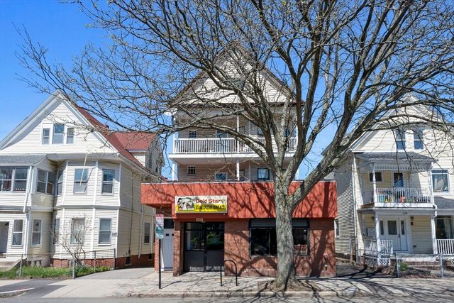 241 Highland Ave, Somerville, MA 02143