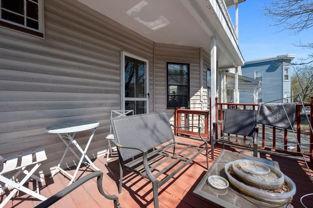 241 Highland Ave, Somerville, MA 02143