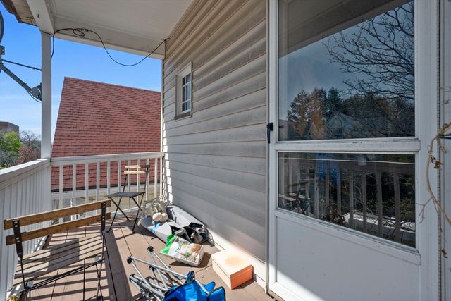 241 Highland Ave, Somerville, MA 02143