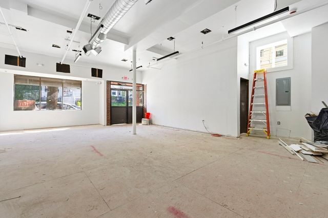 241 Highland Ave, Somerville, MA 02143