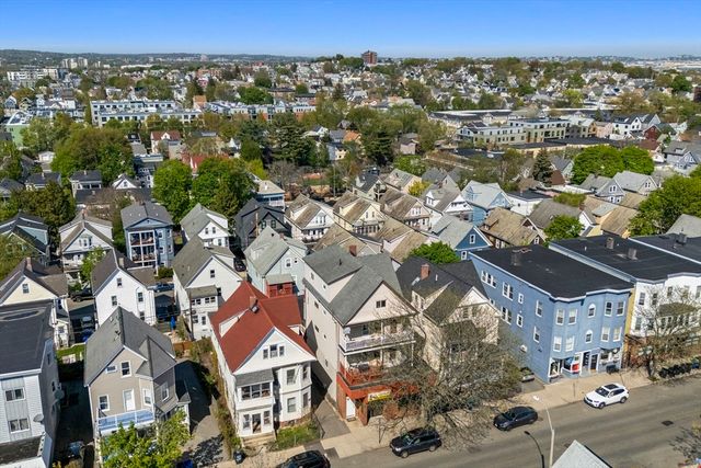 241 Highland Ave, Somerville, MA 02143