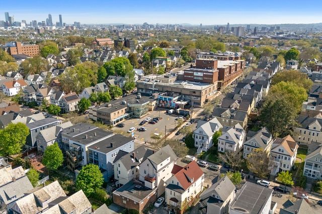 241 Highland Ave, Somerville, MA 02143