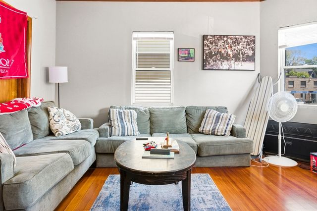 241 Highland Ave, Somerville, MA 02143