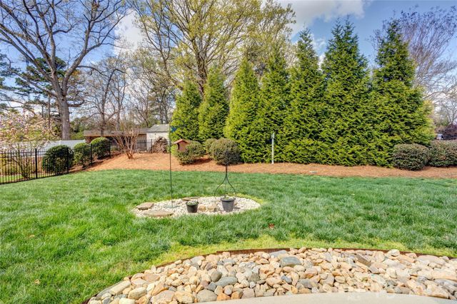 550 Old Speedway Drive NW, Concord, NC 28027