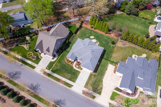 550 Old Speedway Drive NW, Concord, NC 28027