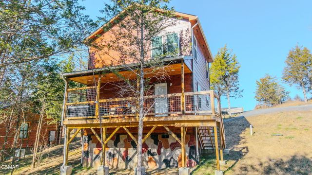 2540 White Timberlake Drive, Sevierville, TN 37876
