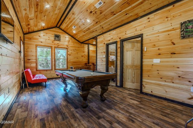 2540 White Timberlake Drive, Sevierville, TN 37876