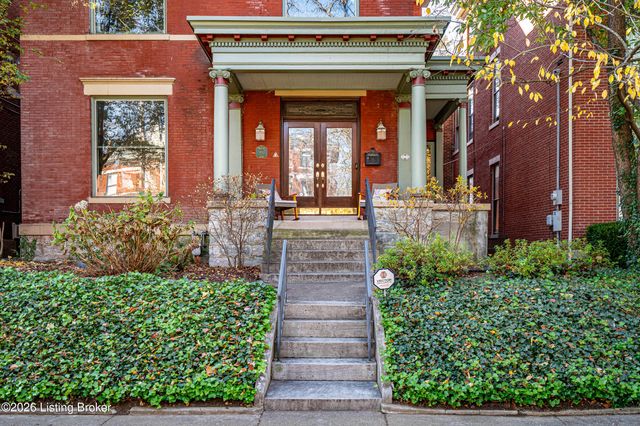 910 Cherokee Rd, Louisville, KY 40204