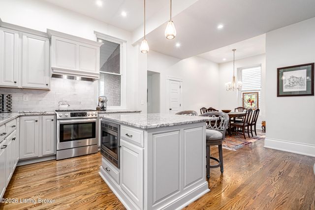 910 Cherokee Rd, Louisville, KY 40204