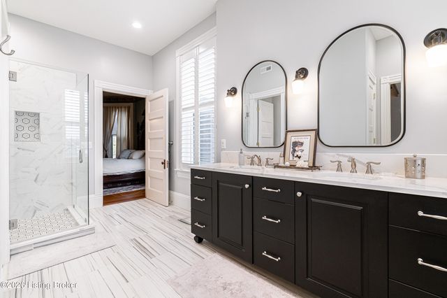 910 Cherokee Rd, Louisville, KY 40204