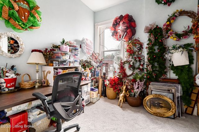 910 Cherokee Rd, Louisville, KY 40204