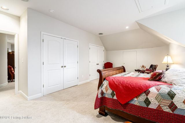 910 Cherokee Rd, Louisville, KY 40204