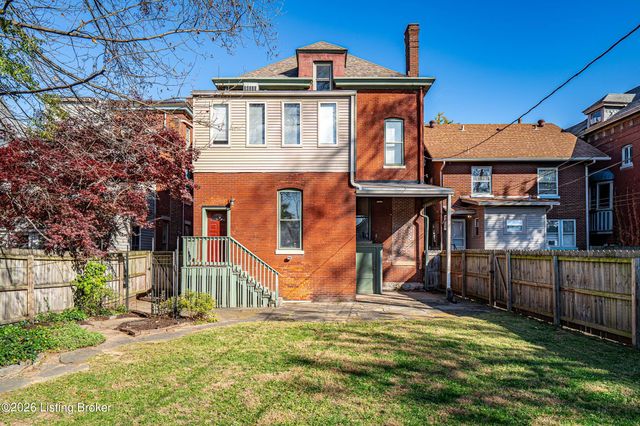 910 Cherokee Rd, Louisville, KY 40204