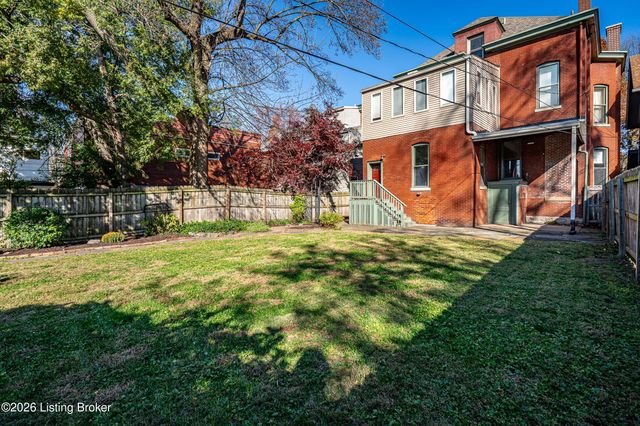 910 Cherokee Rd, Louisville, KY 40204