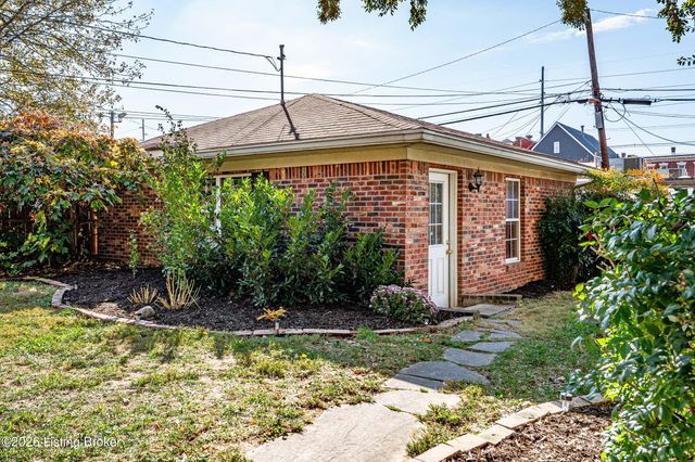 910 Cherokee Rd, Louisville, KY 40204