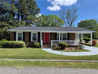 103 Robeson Street, Lumberton, NC 28358