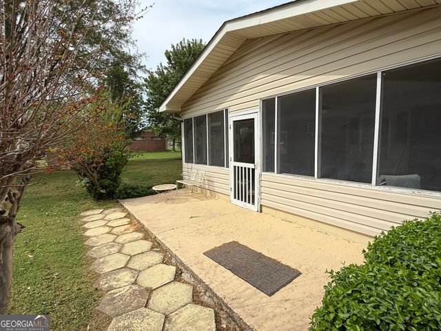 211 Ellen Street, Summerville, GA 30747