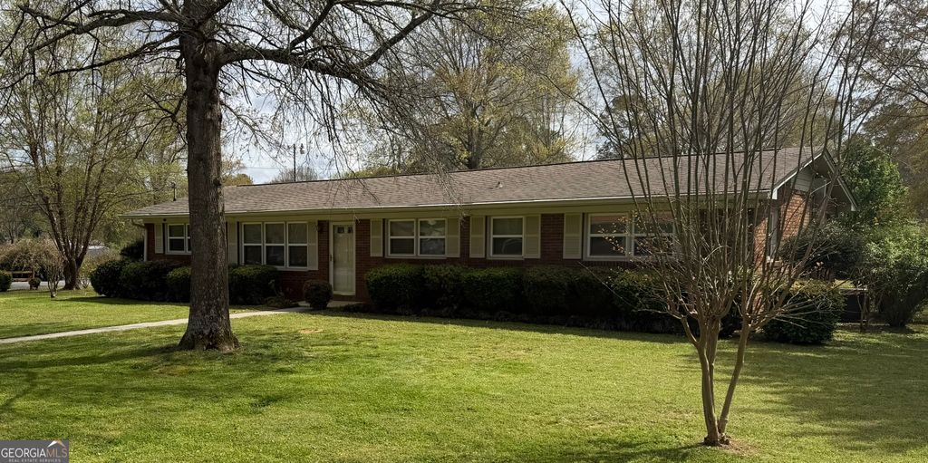 211 Ellen Street, Summerville, GA 30747