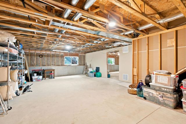 2714 S Westgate St, Wichita, KS 67215