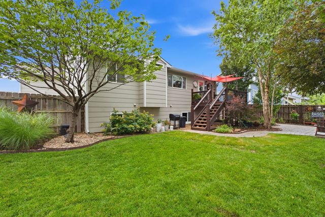 2714 S Westgate St, Wichita, KS 67215