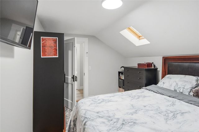 15 Versailles Street, Cranston, RI 02920