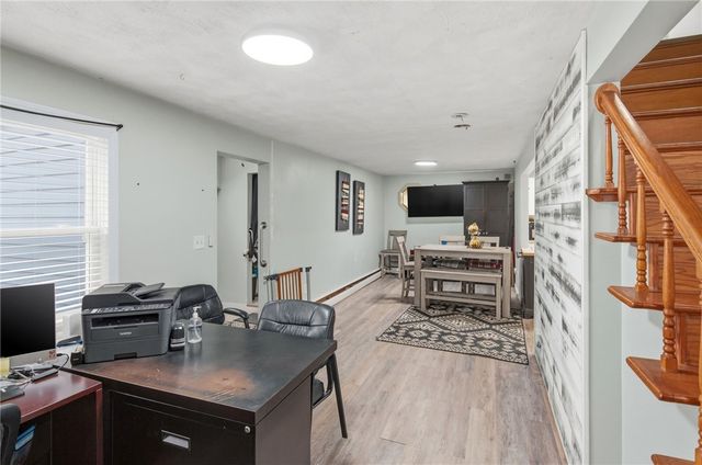 15 Versailles Street, Cranston, RI 02920