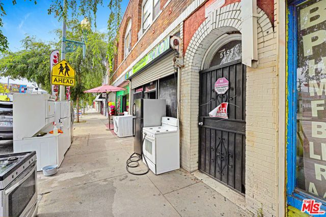 5151 S Vermont Avenue, Los Angeles, CA 90037