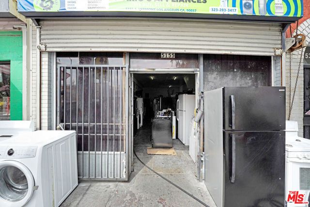 5151 S Vermont Avenue, Los Angeles, CA 90037