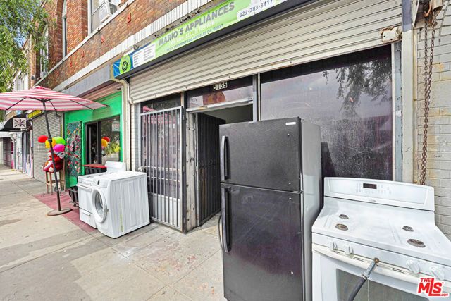 5151 S Vermont Avenue, Los Angeles, CA 90037