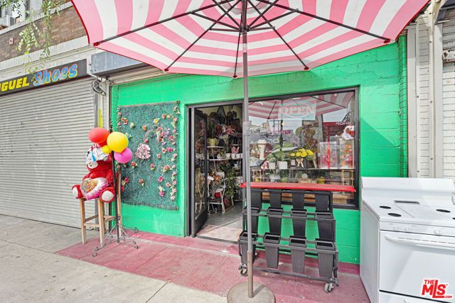 5151 S Vermont Avenue, Los Angeles, CA 90037