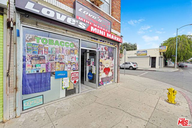 5151 S Vermont Avenue, Los Angeles, CA 90037